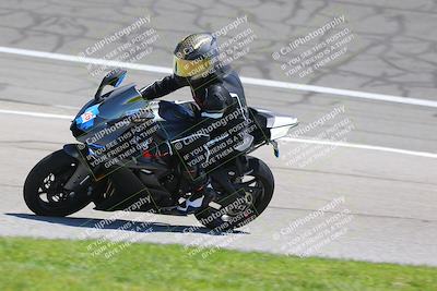 media/Apr-23-2022-Fastrack Riders (Sat) [[cb2d6ae73d]]/LEVEL 1/1145AM TURN 3 AND 4/
